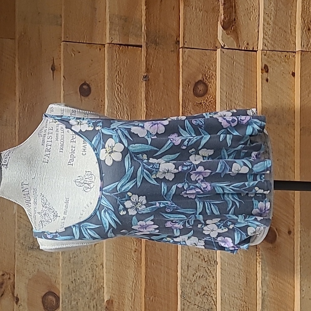 Aloha tank size medium